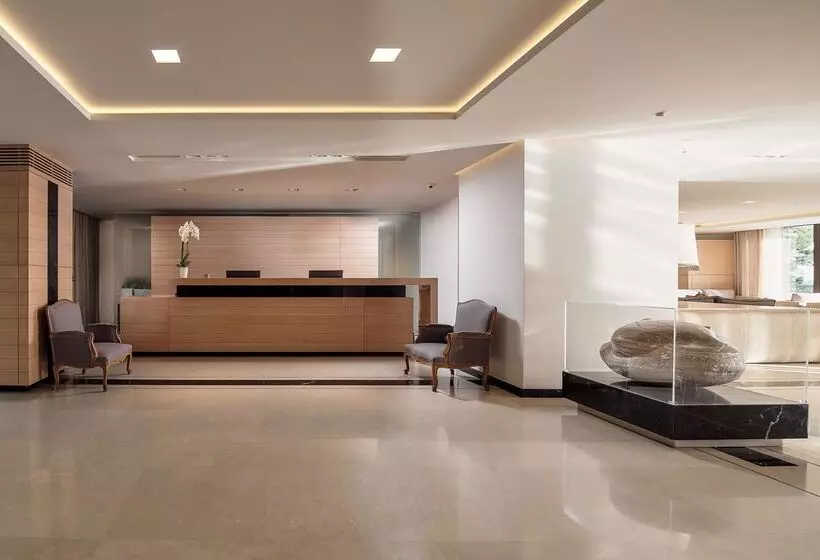 استراحتگاه White Rocks Hotel Kefalonia