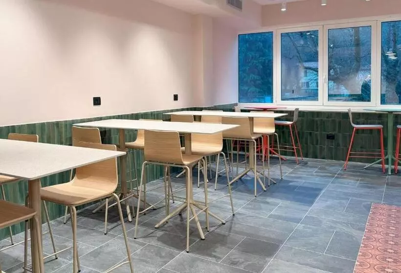 B&B HOTEL Como Baradello