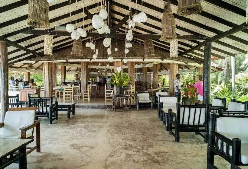 هتل Cormier Plage Resort