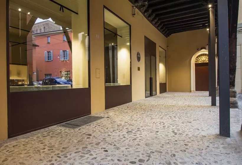 فندق Corona D Oro 1890