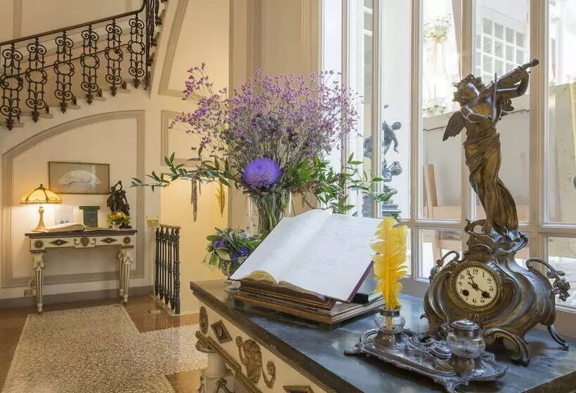 فندق Corona D Oro 1890