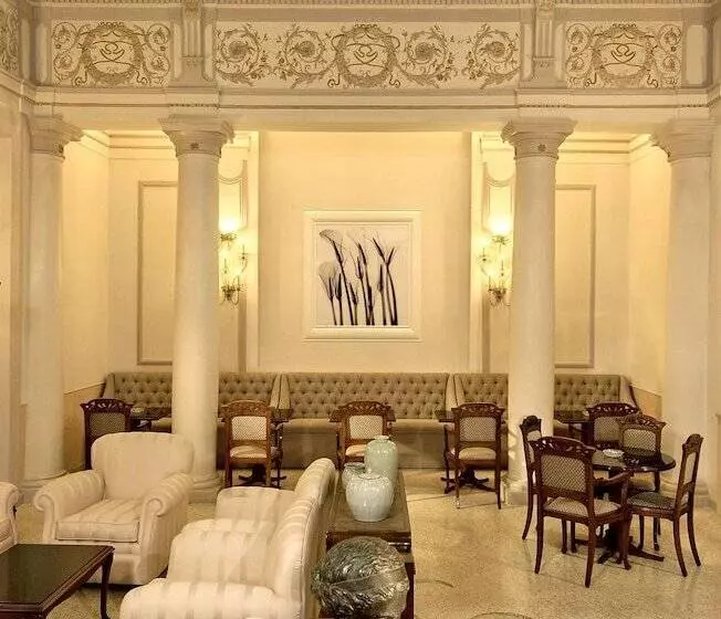 فندق Corona D Oro 1890