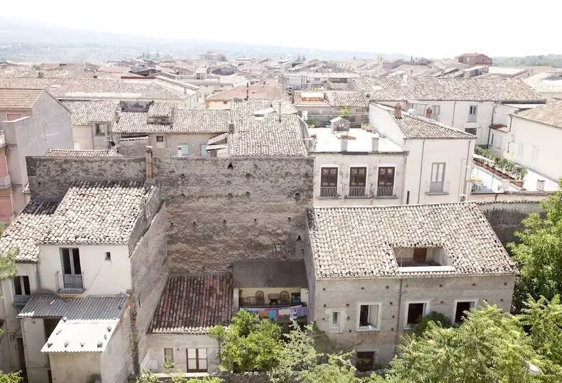 בית מלון כפרי Jolly