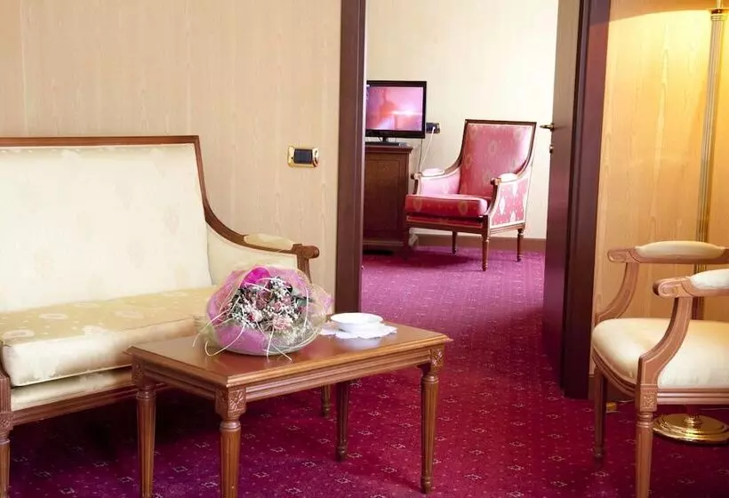 בית מלון כפרי Jolly