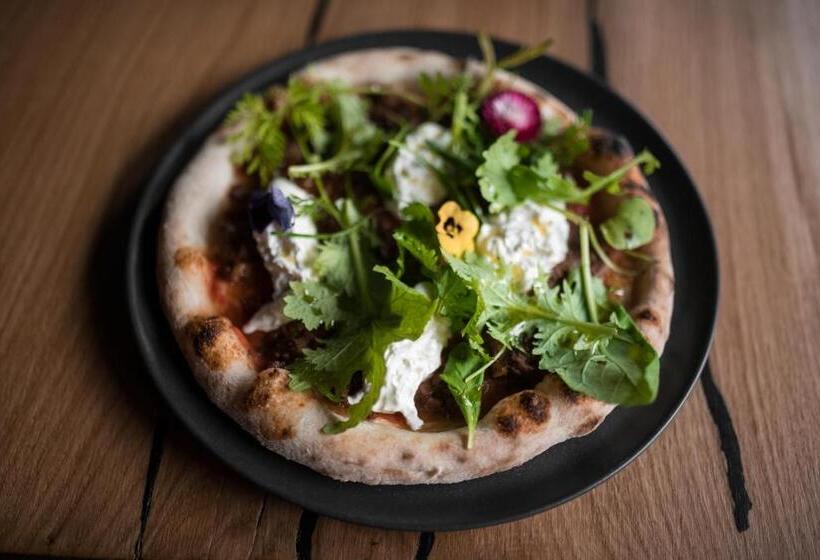 בית מלון כפרי Krone Eat Drink Stay