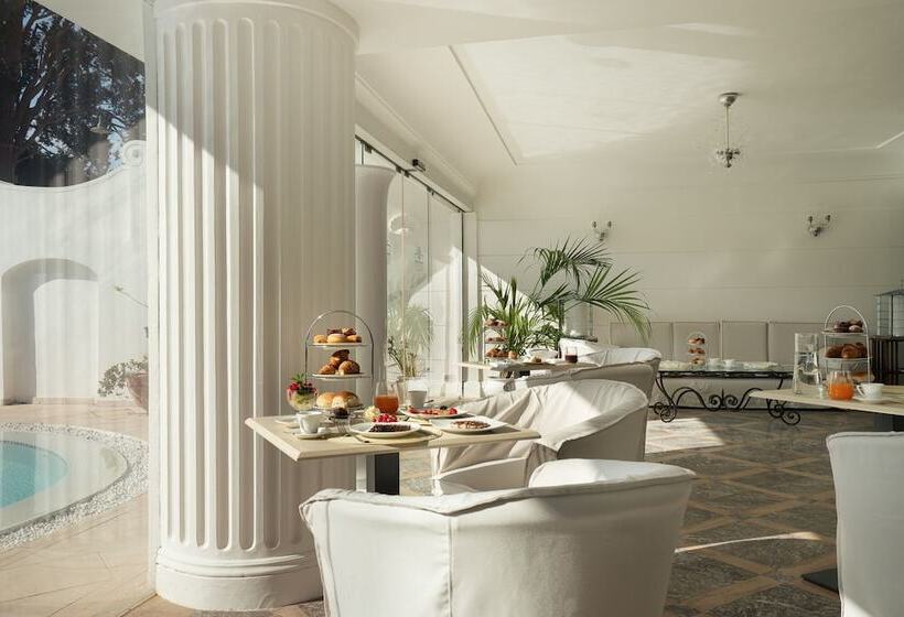 هتل La Residenza Capri