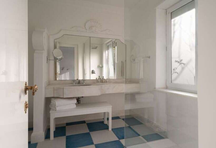 هتل La Residenza Capri