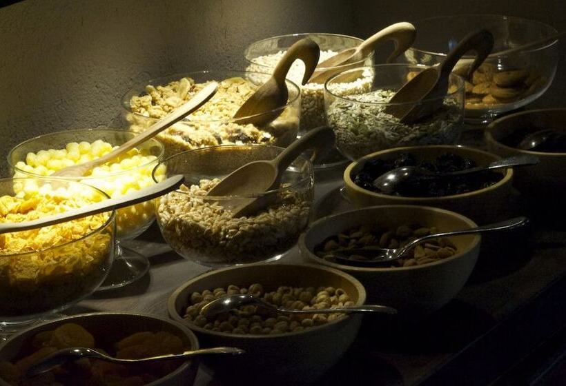 هتل Les Neiges D'antan