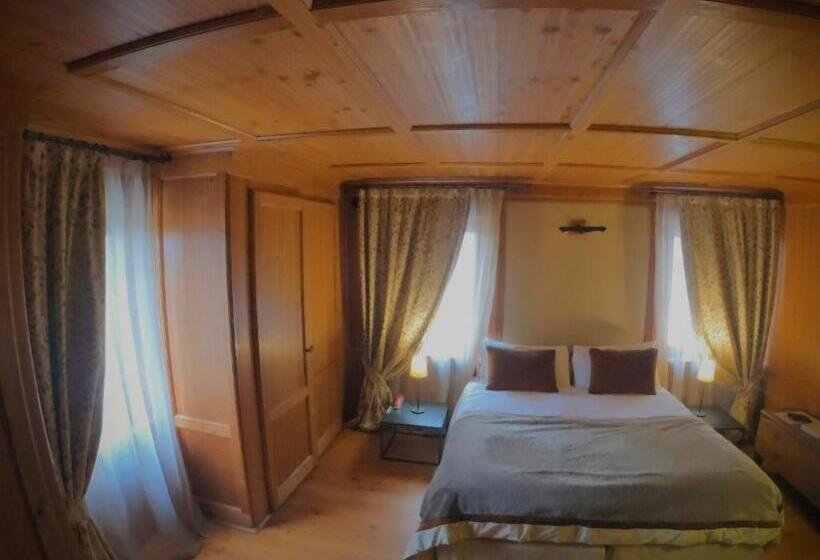 هتل Les Neiges D'antan