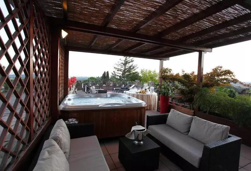 酒店 Locanda Al Castello Wellness Resort