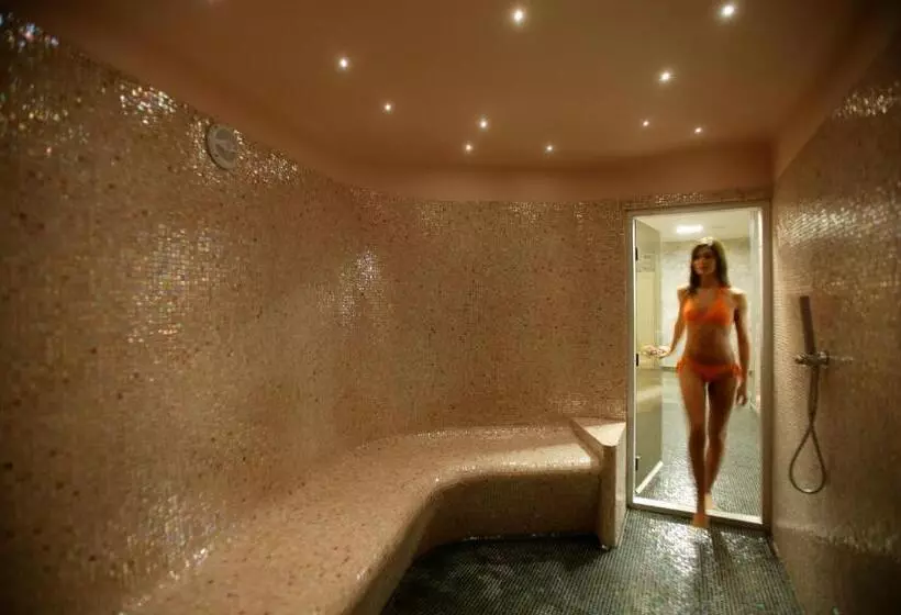 酒店 Locanda Al Castello Wellness Resort