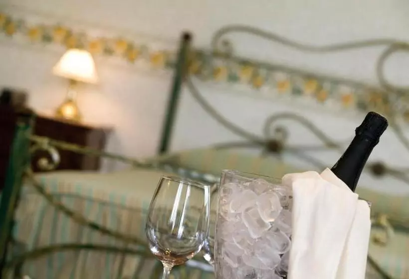 酒店 Locanda Al Castello Wellness Resort