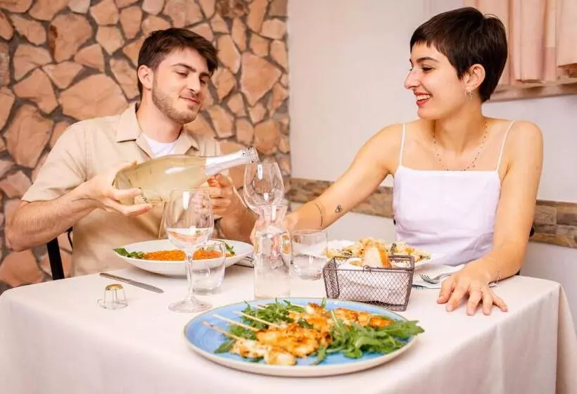 酒店 New Bristol Sport