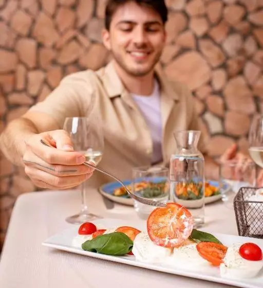 酒店 New Bristol Sport