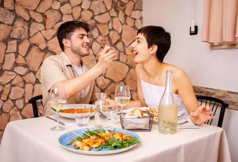 酒店 New Bristol Sport