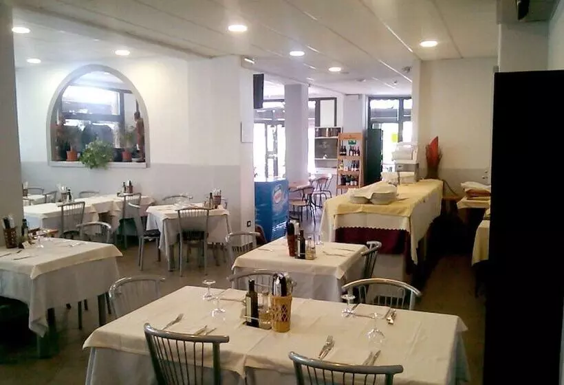 فندق Quadrifoglio