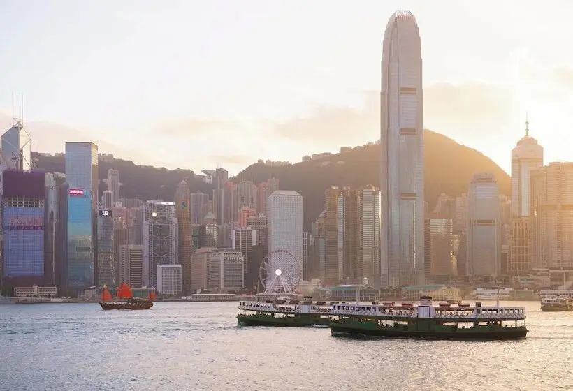 هتل The Harbourview   Chinese Ymca Of Hong Kong