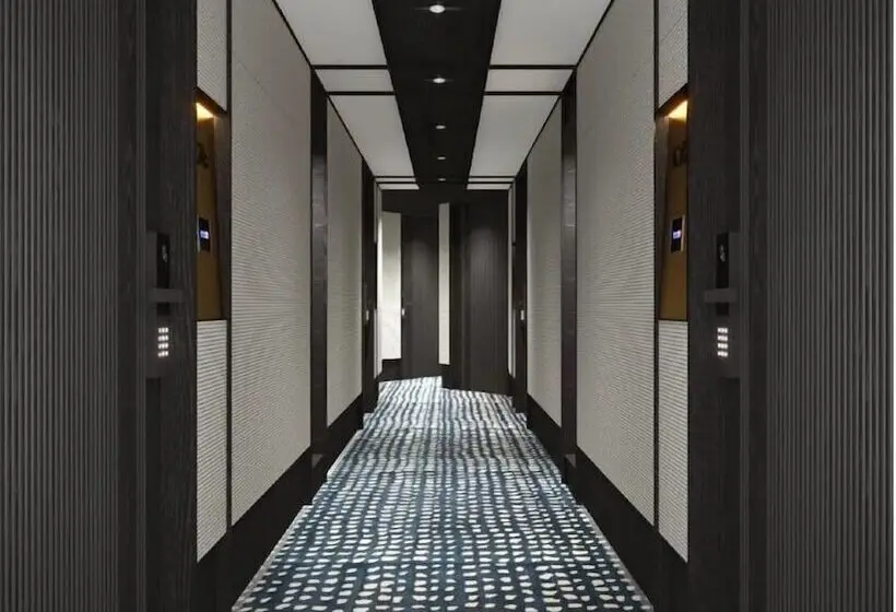هتل The Harbourview   Chinese Ymca Of Hong Kong