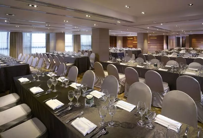 هتل The Harbourview   Chinese Ymca Of Hong Kong