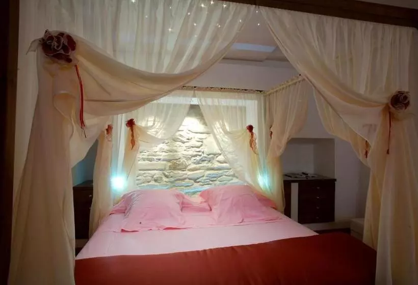 בית מלון כפרי Tosco Romagnolo