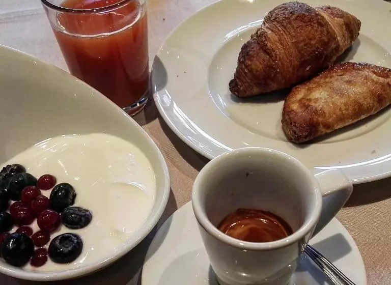 בית מלון כפרי Tosco Romagnolo