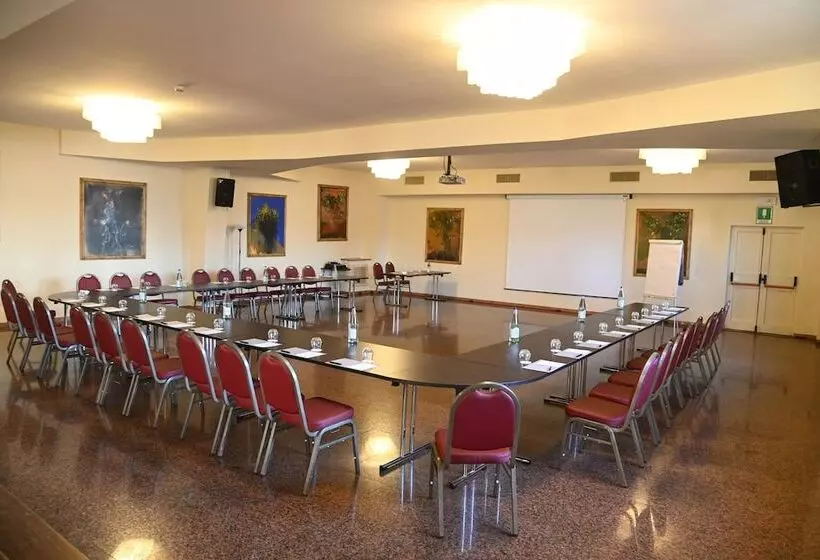 Renaissance Tuscany Il Ciocco Resort & Spa