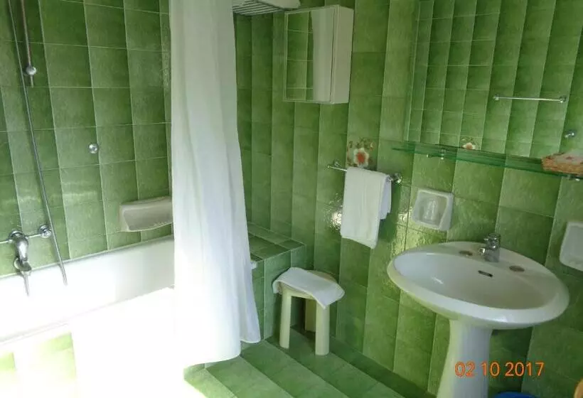 هتل Ambasciatori Palace