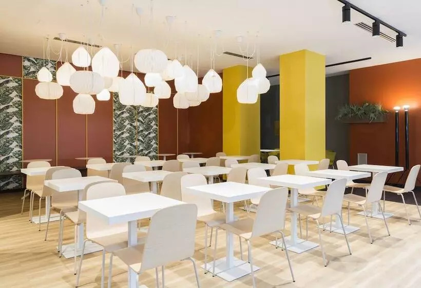 B&b Hotel Milano Central Station