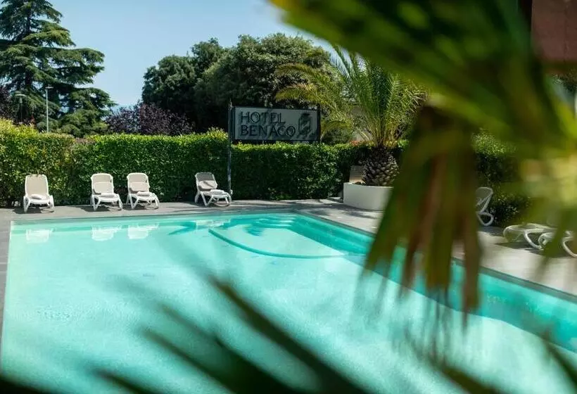 酒店 Benaco