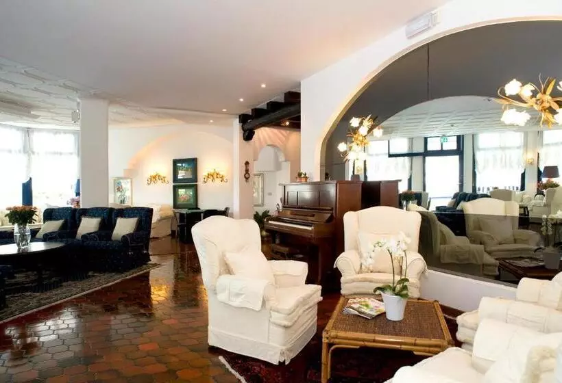 Otel Cavalieri Palace