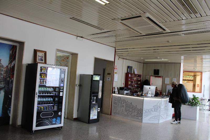 בית מלון כפרי Colombo