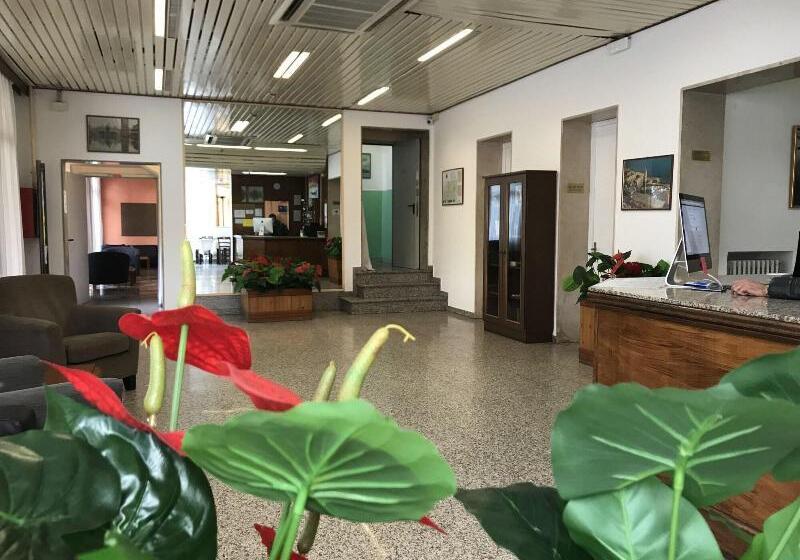 בית מלון כפרי Colombo