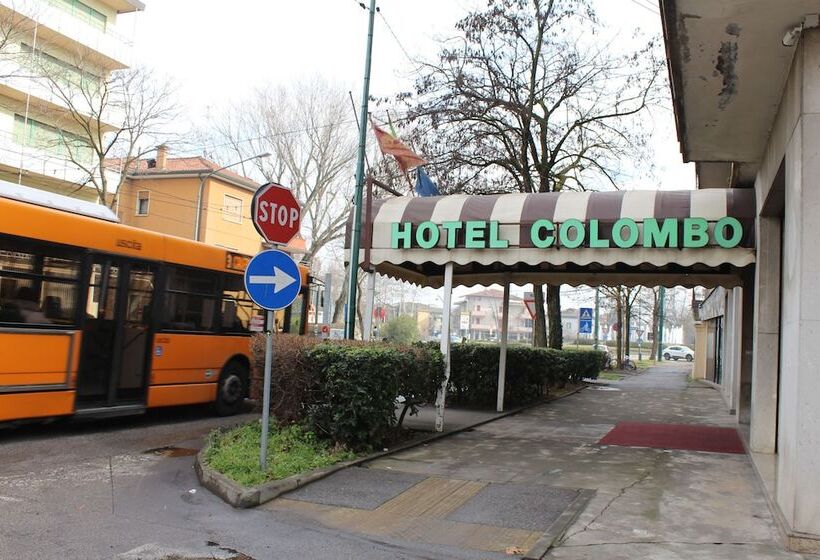 בית מלון כפרי Colombo