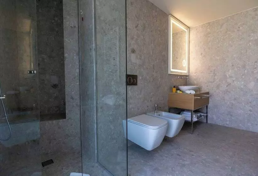 Hotelli Columbus Urban Resort