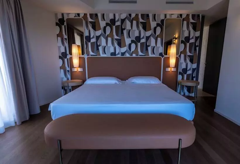 Hotelli Columbus Urban Resort