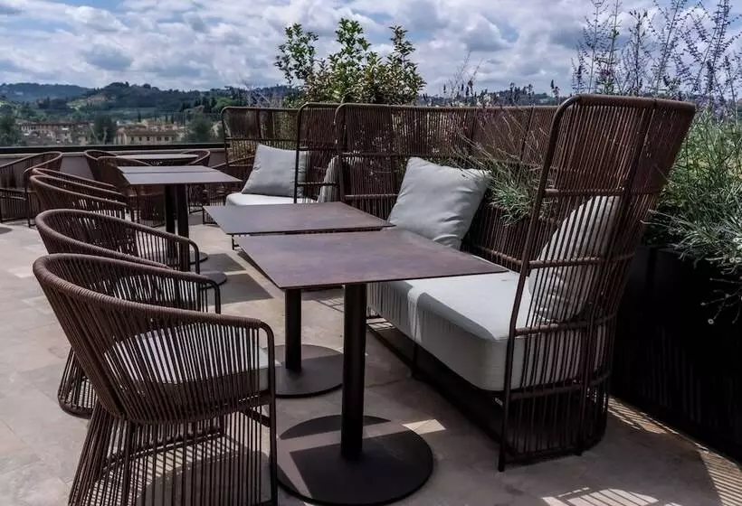 Hotelli Columbus Urban Resort