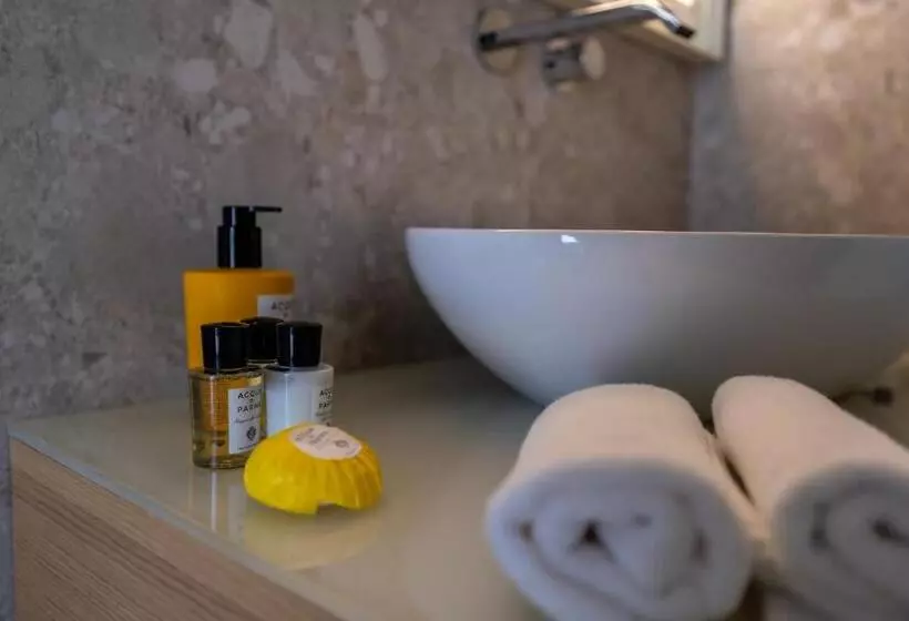 Hotelli Columbus Urban Resort