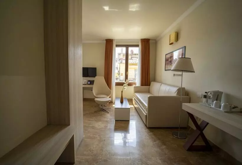 هتل Della Signoria