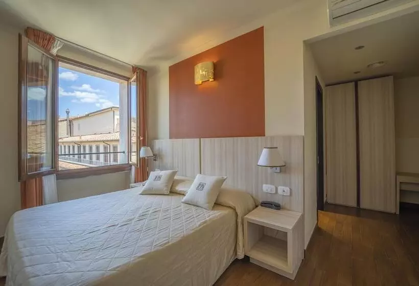 هتل Della Signoria