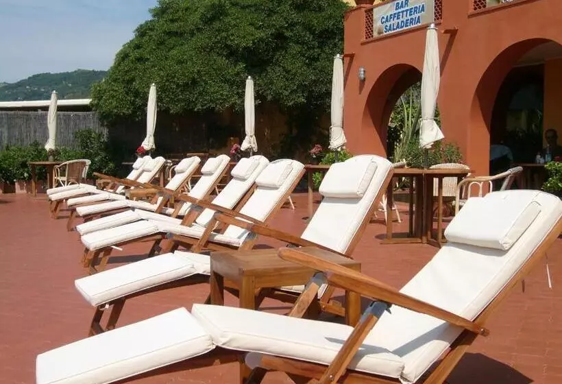 هتل Miramare Di Varigotti