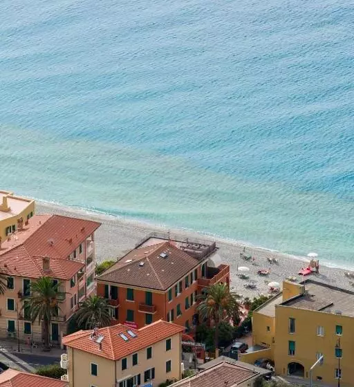 هتل Miramare Di Varigotti