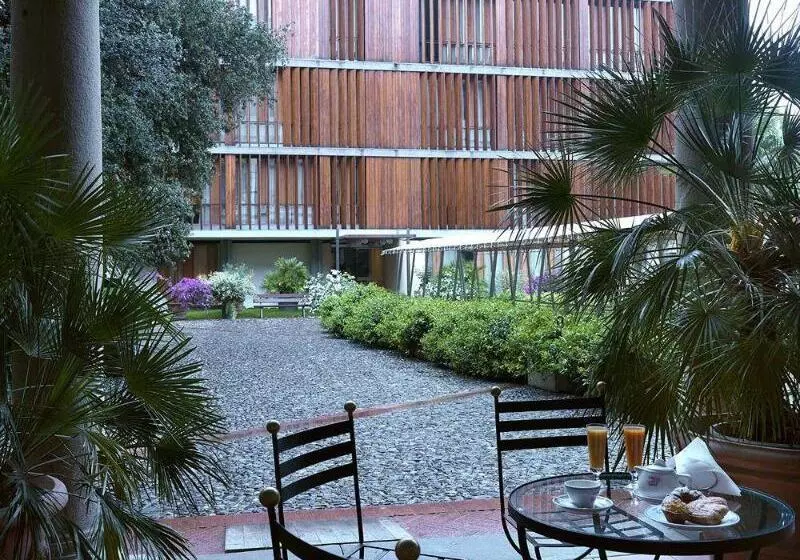 هتل Residence Palazzo Ricasoli