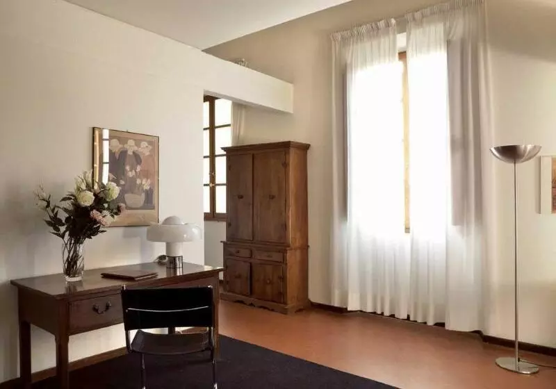 هتل Residence Palazzo Ricasoli