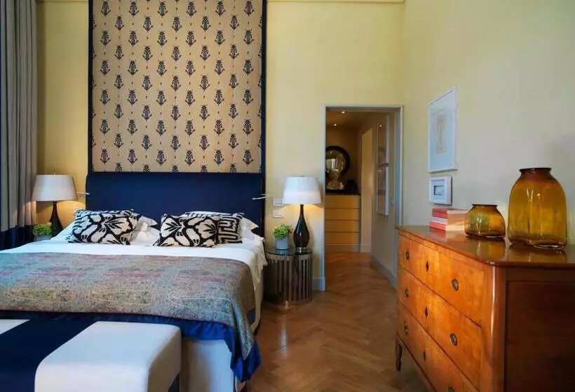 Rocco Forte Hotel Savoy