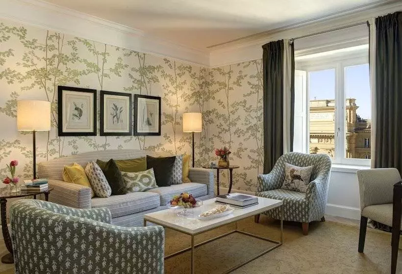 Rocco Forte Hotel Savoy