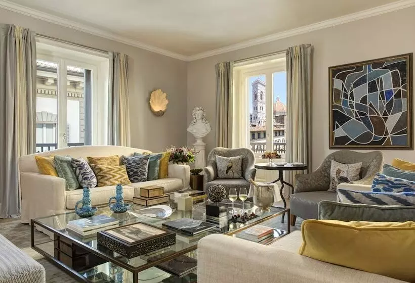 Rocco Forte Hotel Savoy