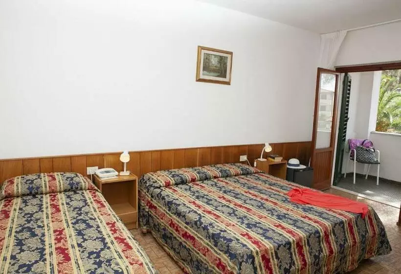 Отель Santa Caterina