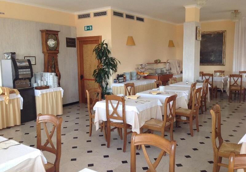 בית מלון כפרי Tirreno