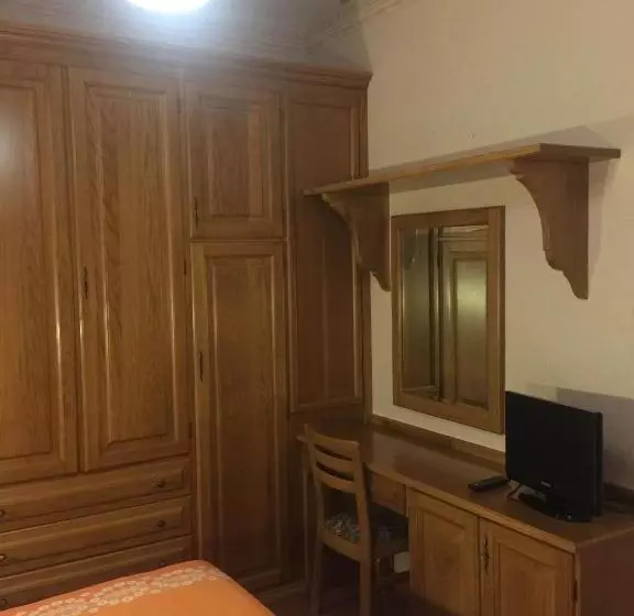 膳宿费 Val Del Rio