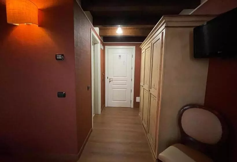 ホテル Cascina Marisa